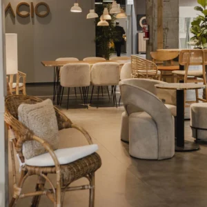 mobiliario-contract-sesion foto silla petras puff baten